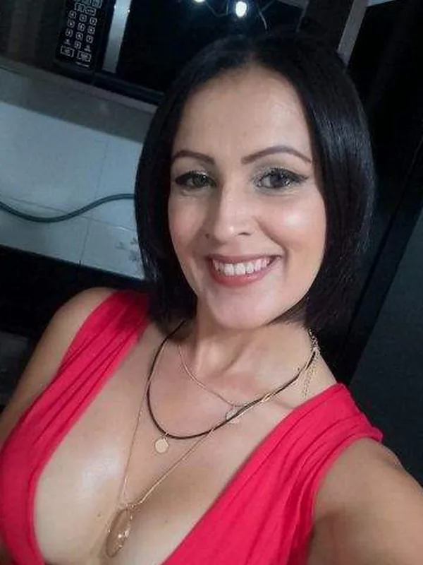 Anna, 48 ans, site cougar à Bordeaux