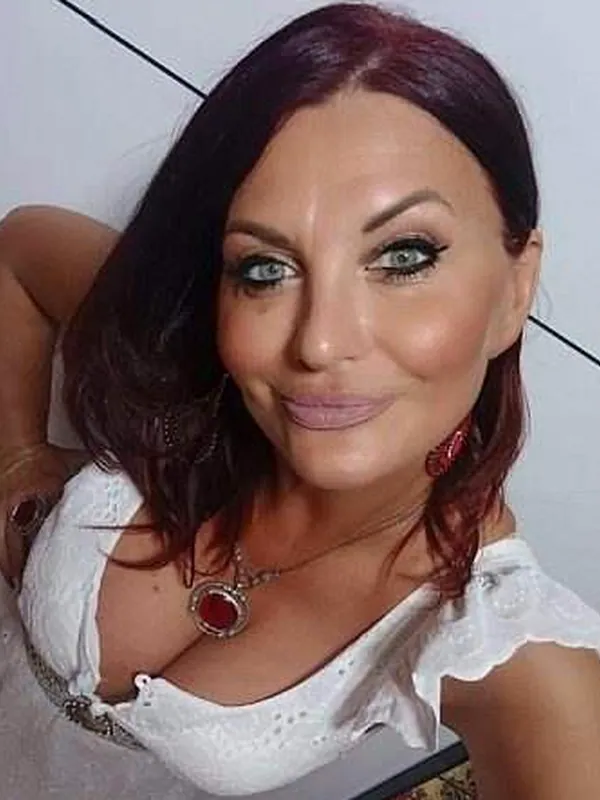 Lucile, 48 ans, site cougar à Clermont-Ferrand