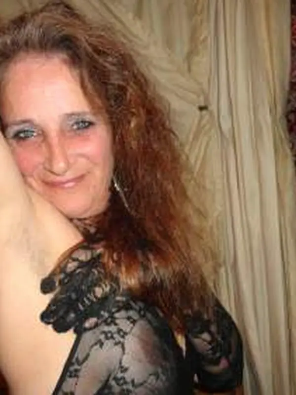 Kelly, 41 ans, site cougar à Dijon