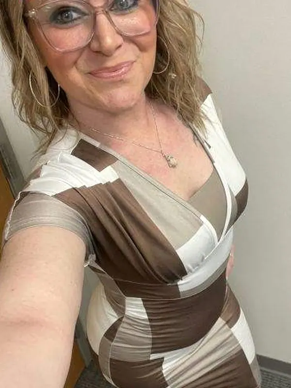 Lucille, 61 ans, site cougar à Lille