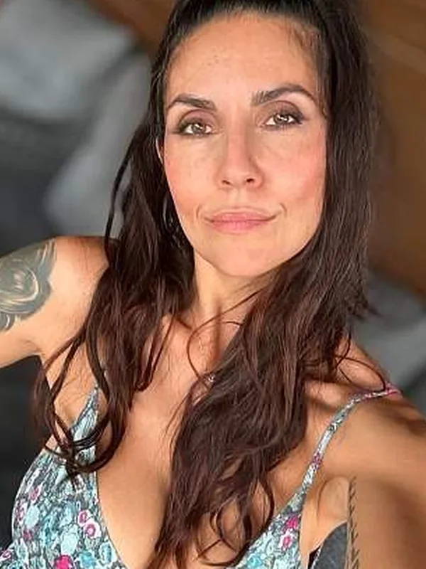 Karen, 46 ans, site cougar à Nantes