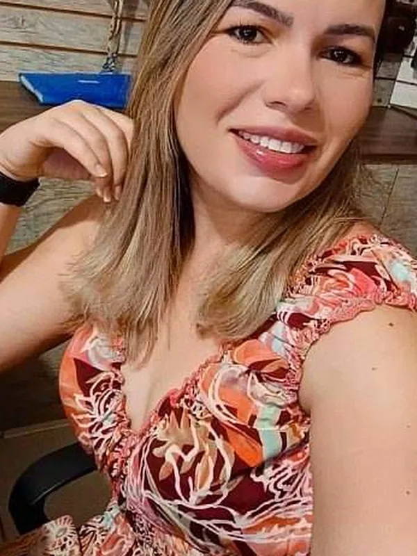 Samira, 46 ans, site cougar à Paris