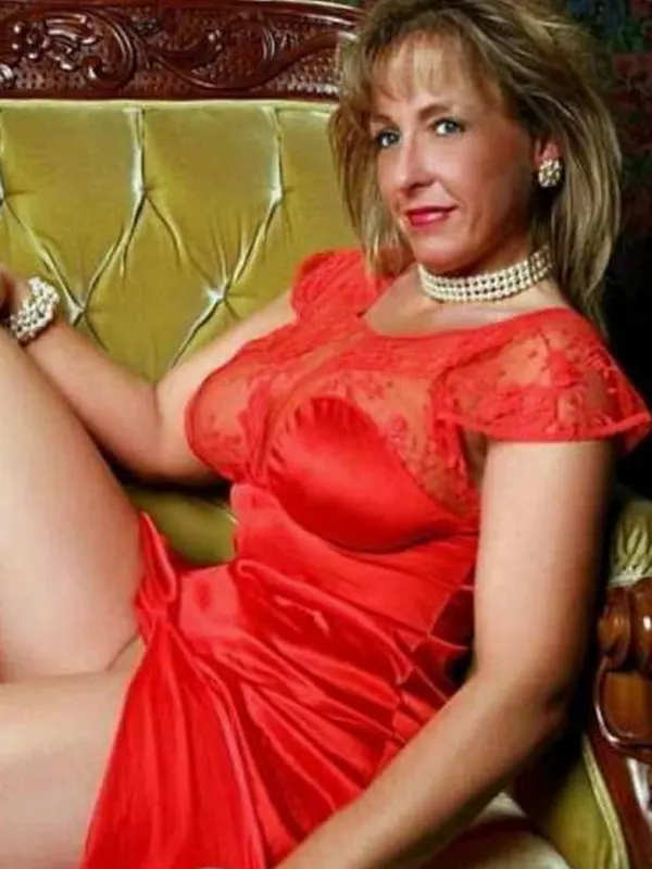 Mégane, 40 ans, site cougar à Reims